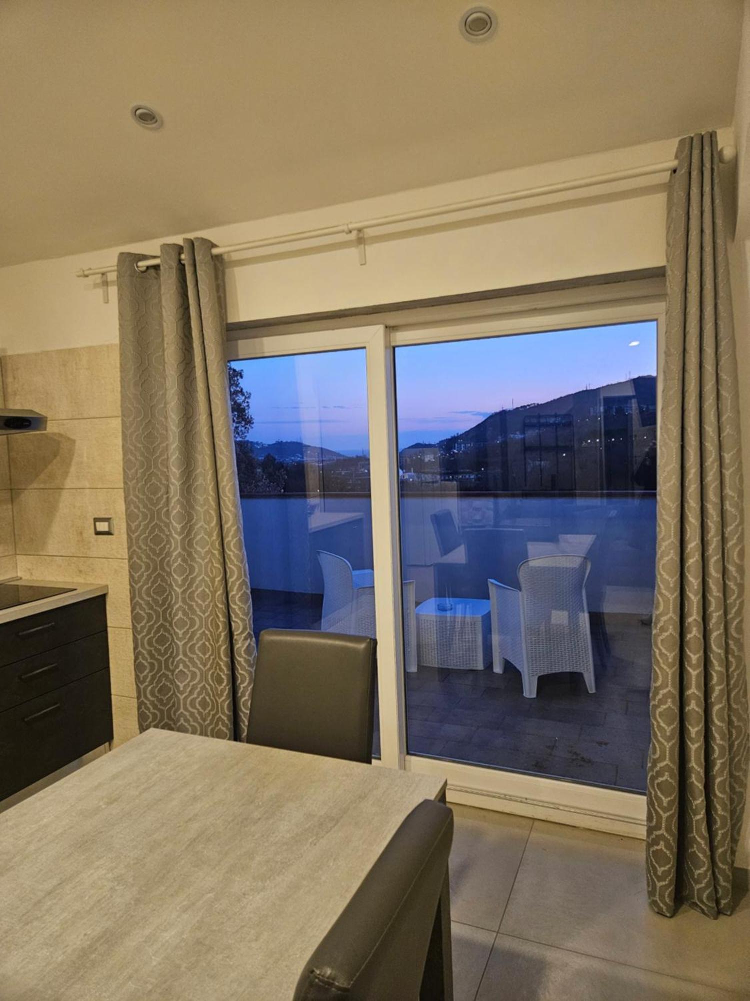 Setteabbracci Suite & Apartments Baronissi Pokoj fotografie